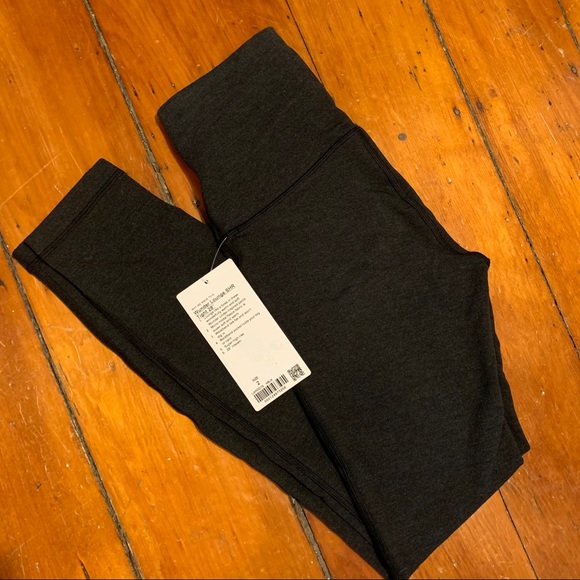 lululemon athletica Pants - Lululemon Wunder Lounge SHR Tight 28"